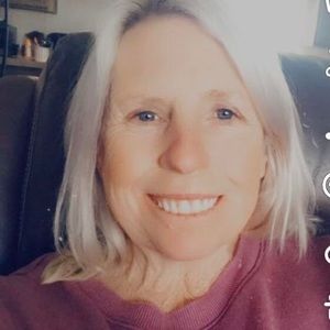 Meet your Posher, Sharon